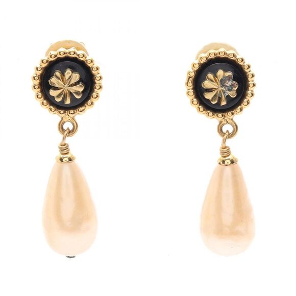 Chanel Earrings - Picture 1 of 9
